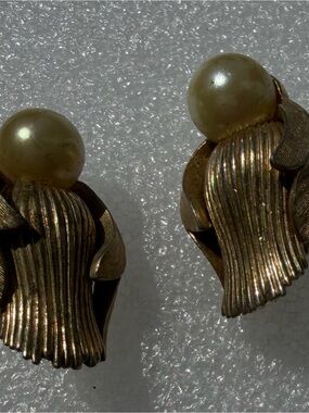 Trafari Gold-Tone Faux Pearl Clip Earrings - Classic Women Jewelry